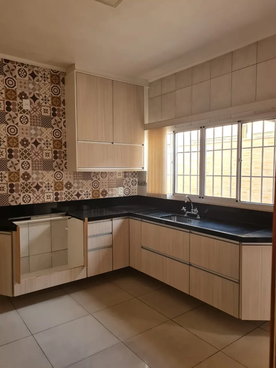 Casa 2 dorms. c/Suíte – Bosque dos Eucaliptos