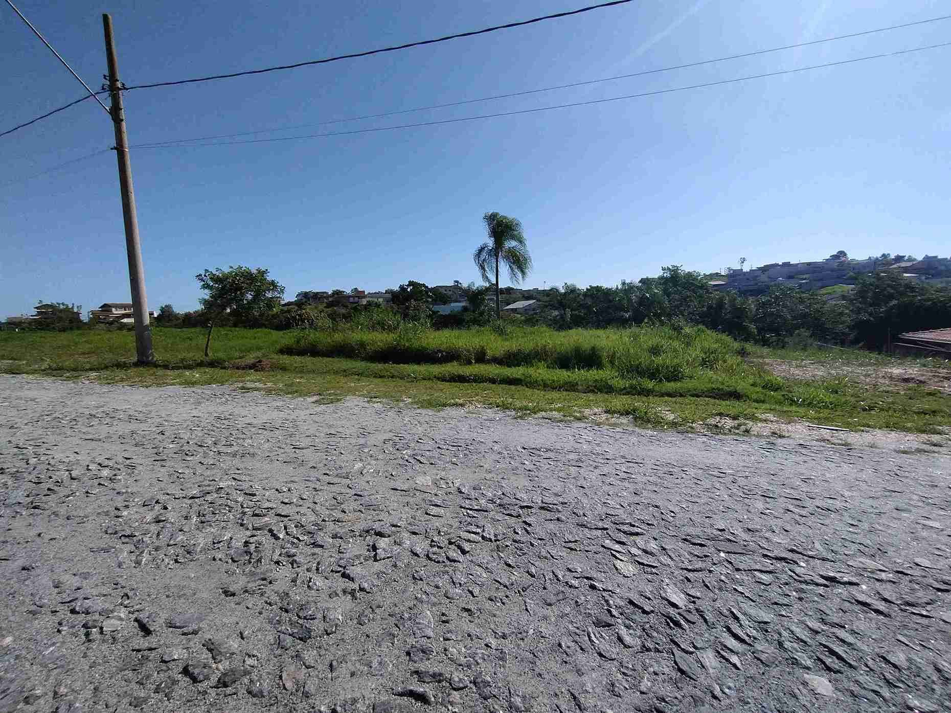 Terreno em Condomínio Alto Padrão (1.361m² – Jacareí/Guararema)