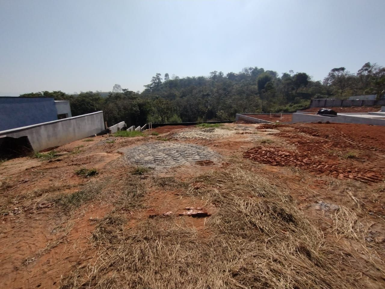 Terreno em Condomínio Alto Padrão (1.057m² – Jacareí/Guararema)