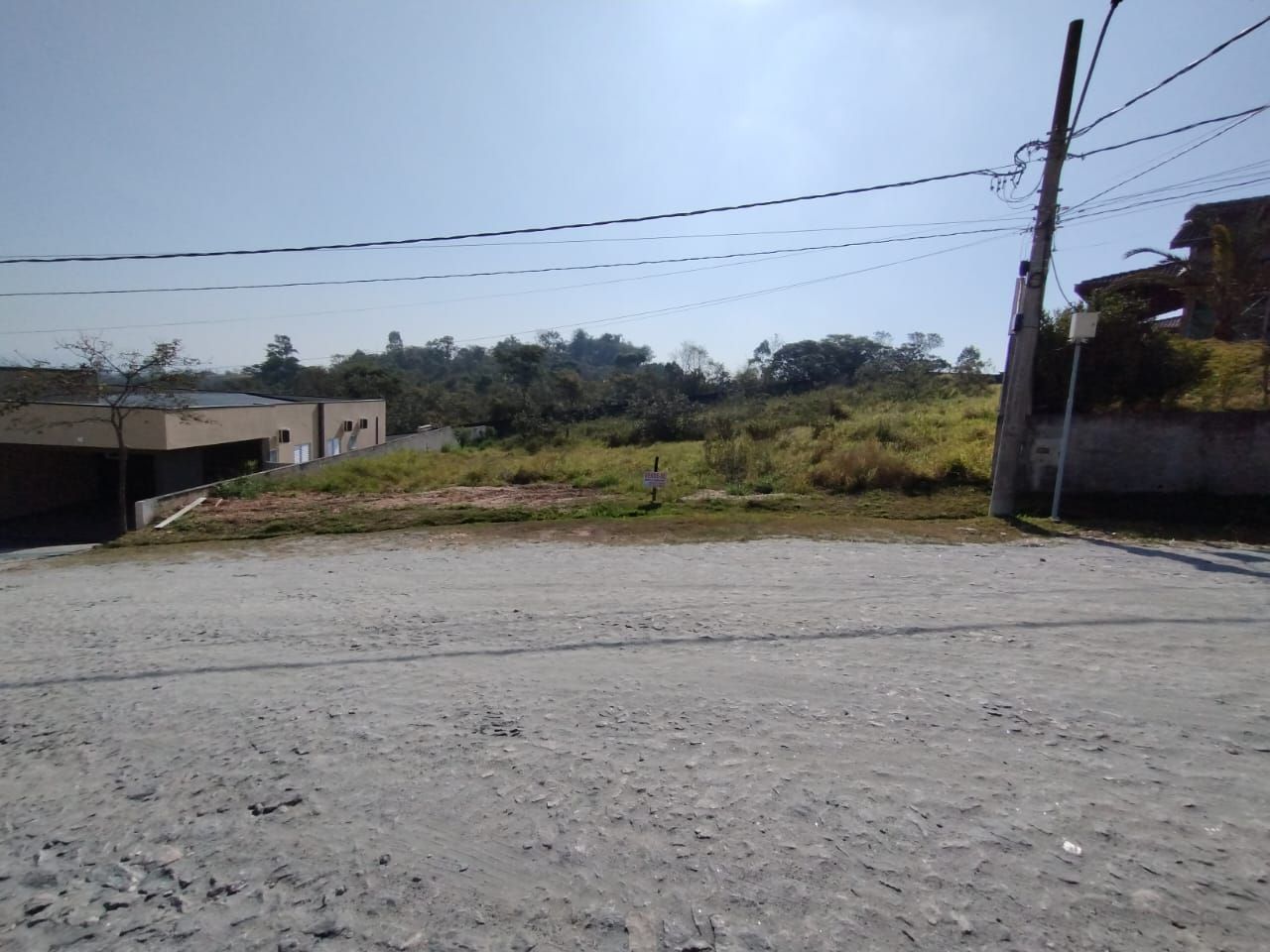 Terreno em Condomínio Alto Padrão (2.117m² – Jacareí/Guararema)