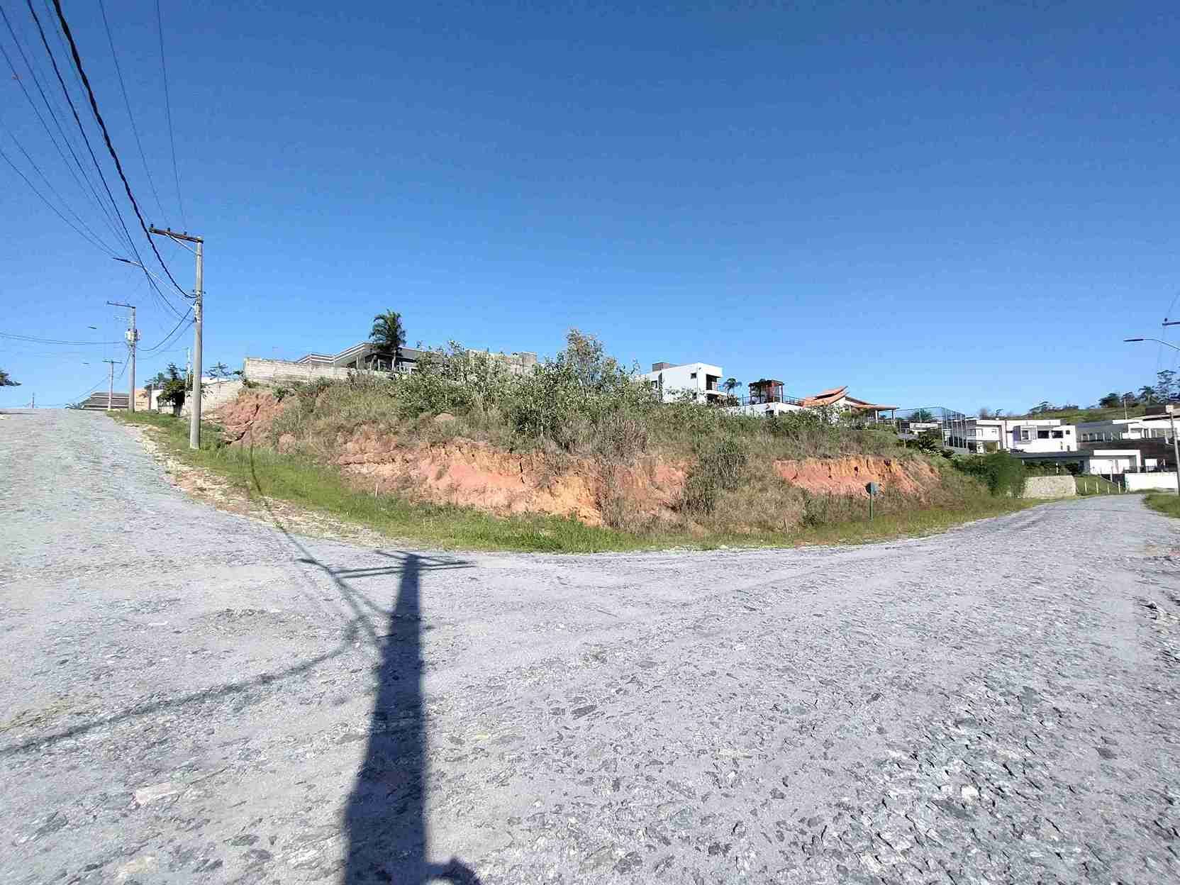 Terreno em Condomínio Alto Padrão (1.099m² – Jacareí/Guararema)