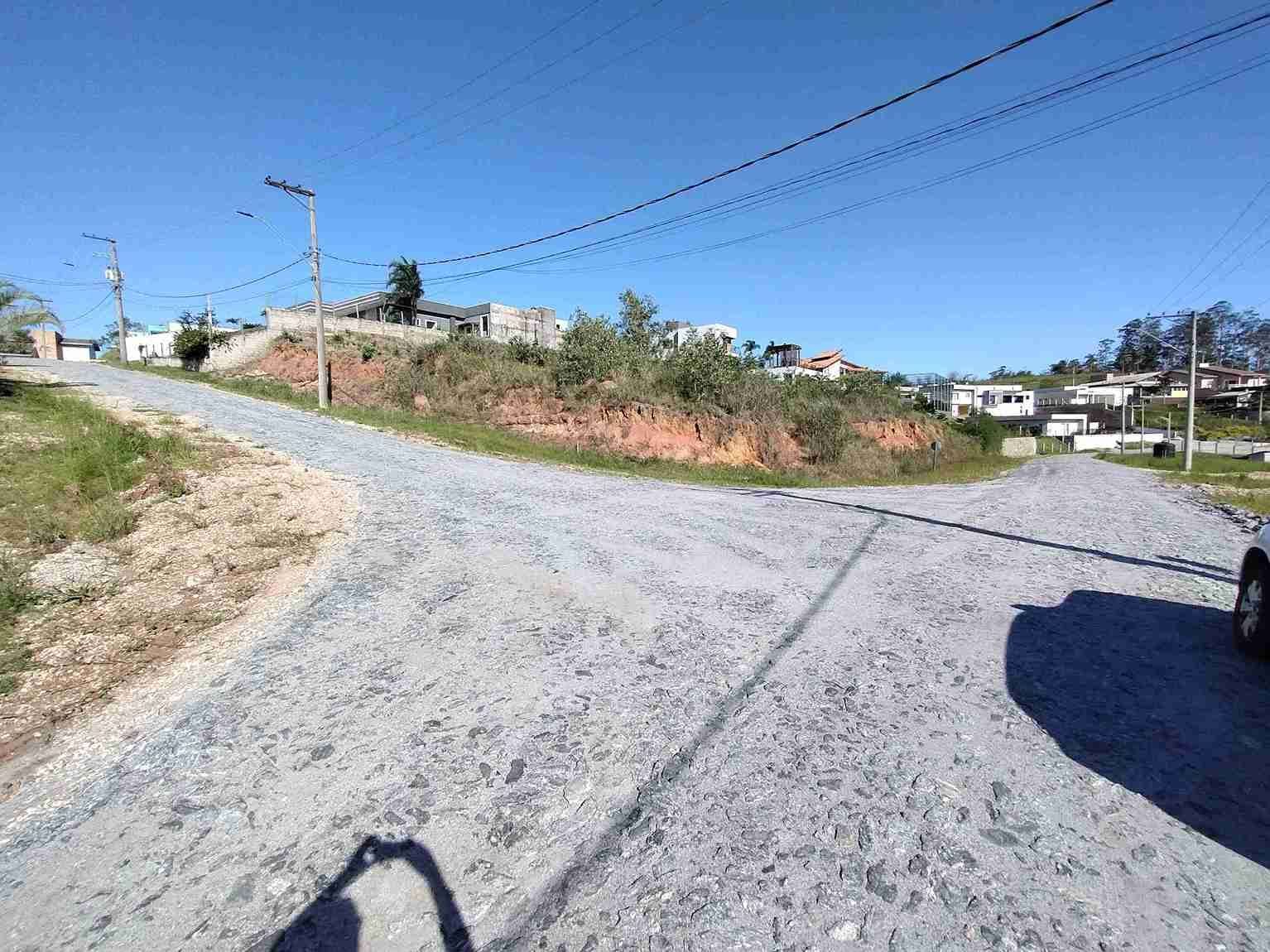 Terreno em Condomínio Alto Padrão (1.099m² – Jacareí/Guararema)