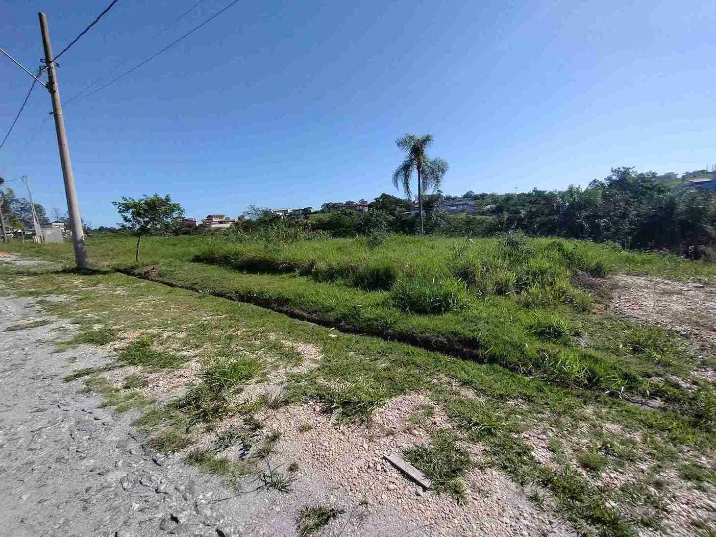 Terreno em Condomínio Alto Padrão (1.372m² – Jacareí/Guararema)